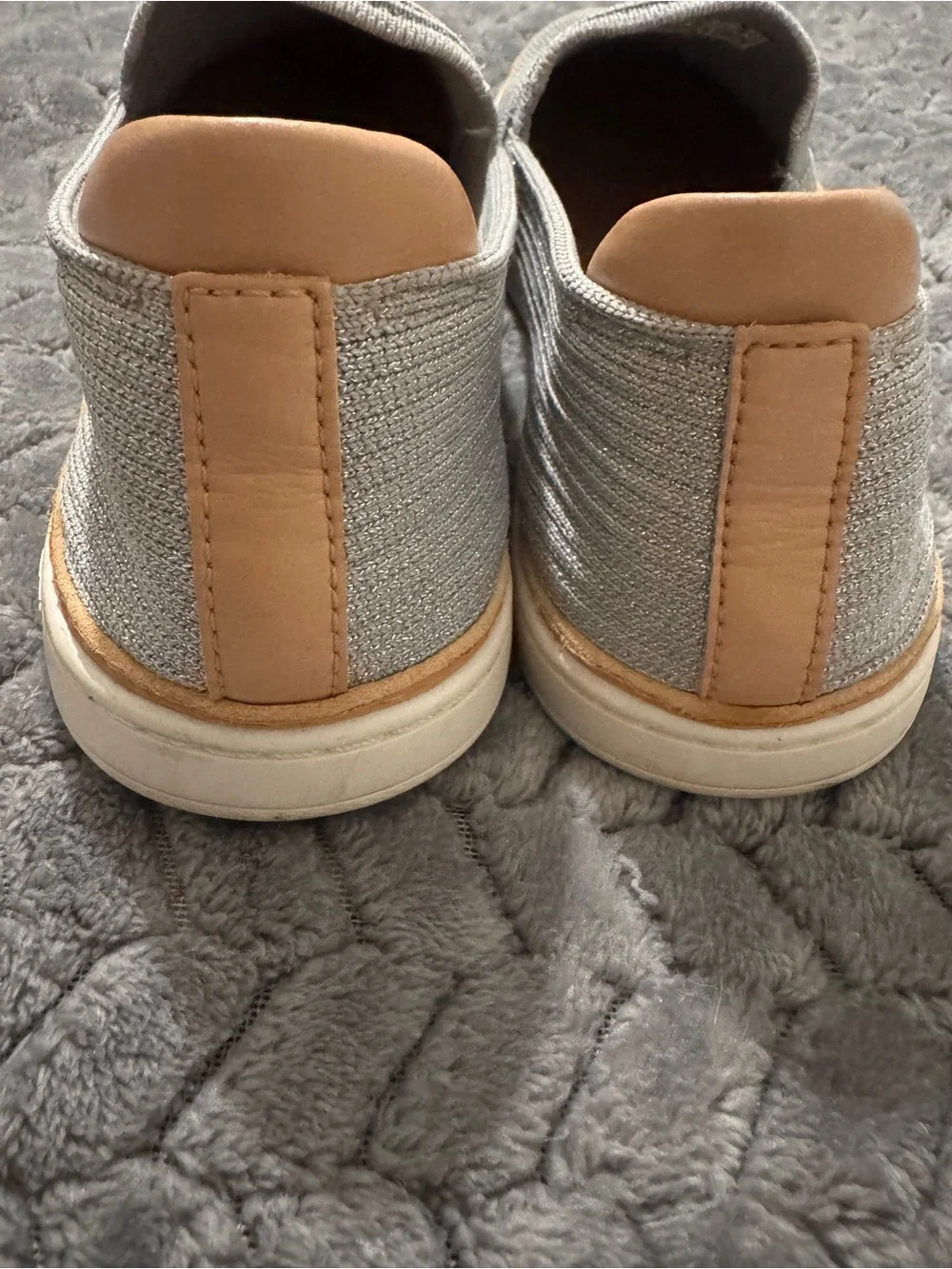 UGG comfortable gray